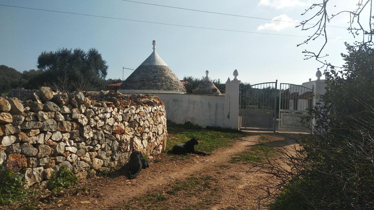 Piccolo Trullo Ostunese Le Jardin de Sophie' Ostuni Esterno foto