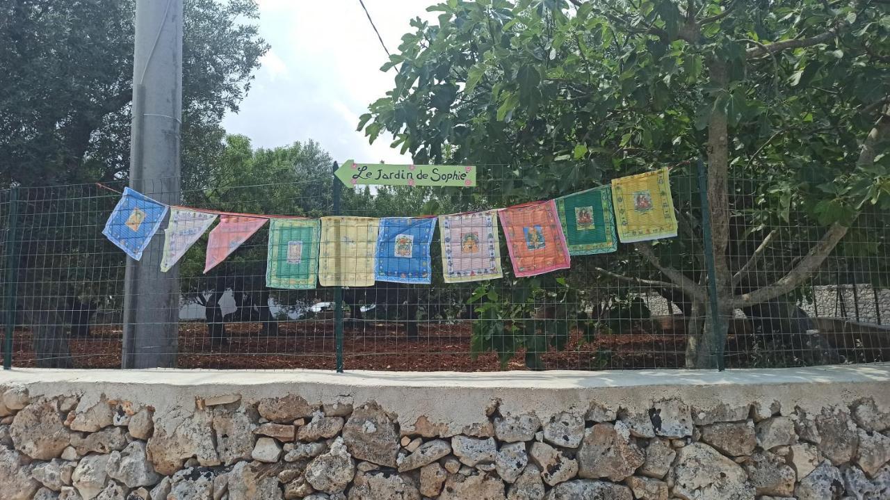 Piccolo Trullo Ostunese Le Jardin de Sophie' Ostuni Esterno foto