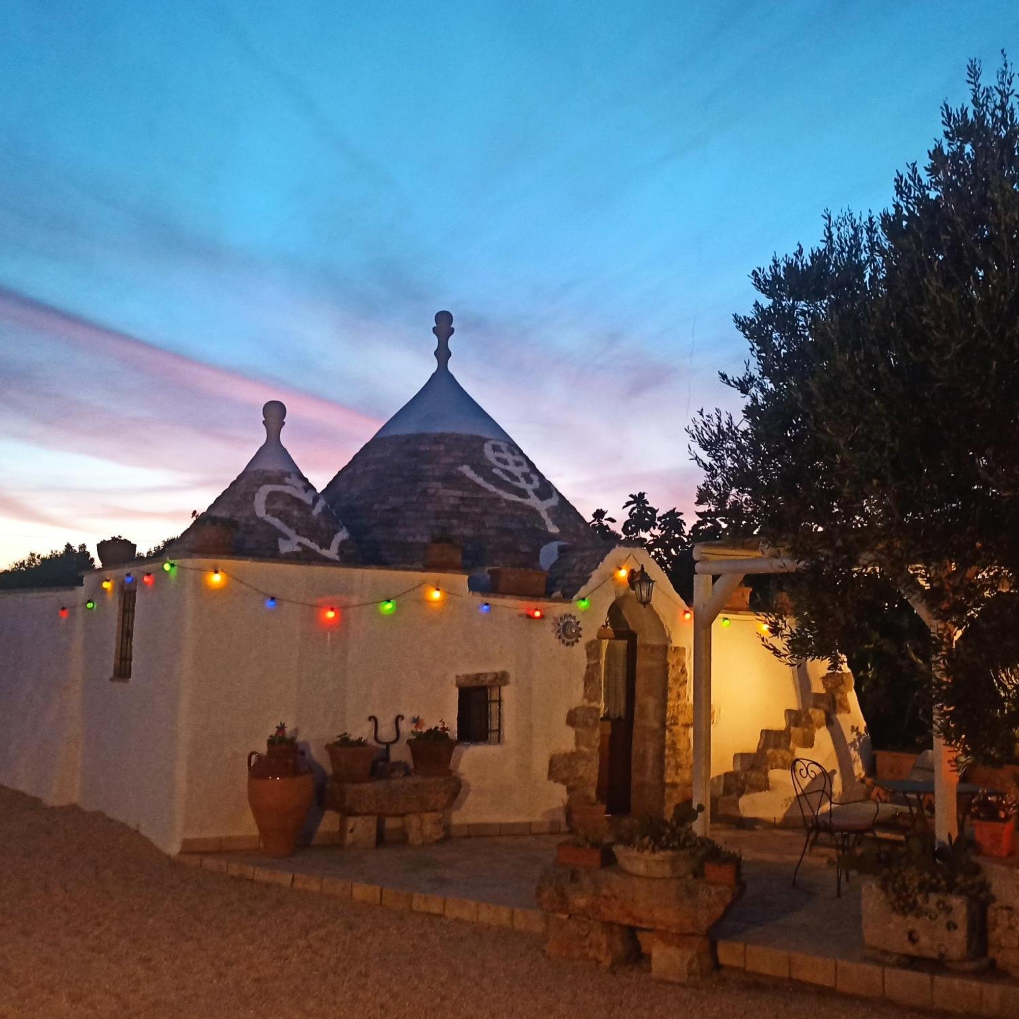Piccolo Trullo Ostunese Le Jardin de Sophie' Ostuni Esterno foto