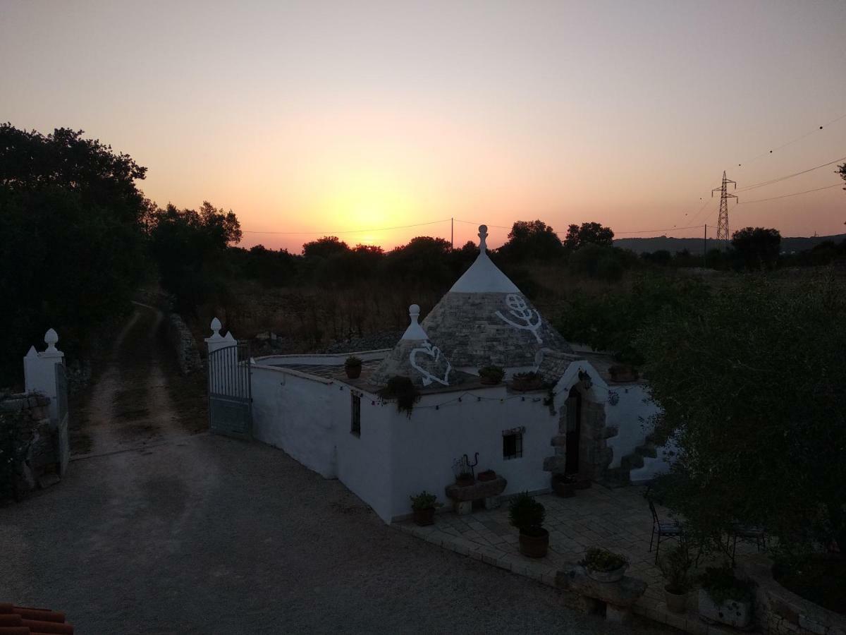 Piccolo Trullo Ostunese Le Jardin de Sophie' Ostuni Esterno foto